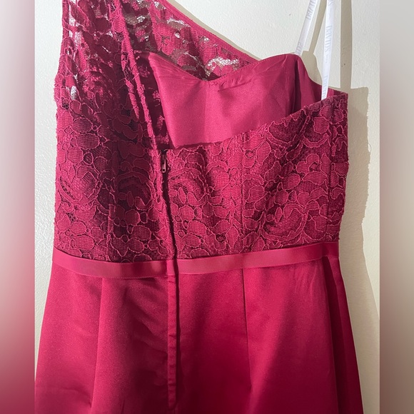 David’s Bridal Red One Shoulder Bridesmaid Dress - Picture 4 of 4